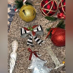 Festive Seasonal/Holiday Christmas 17 Count Ornament Assorted Bundle/Ribbon Lot